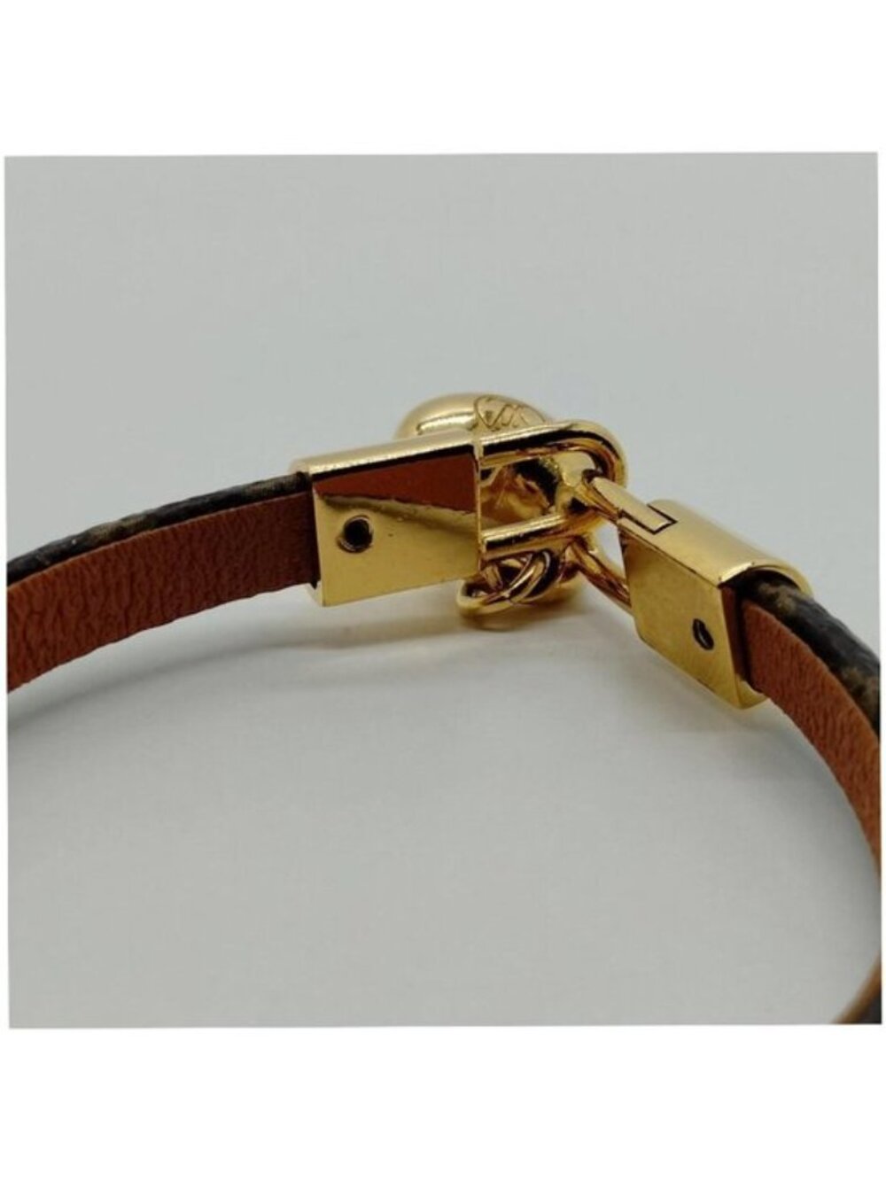 Authentic Louis Vuitton Monogram Heart Lock Leather Bracelet Gold Tone LV Charm - Picture 7 of 10
